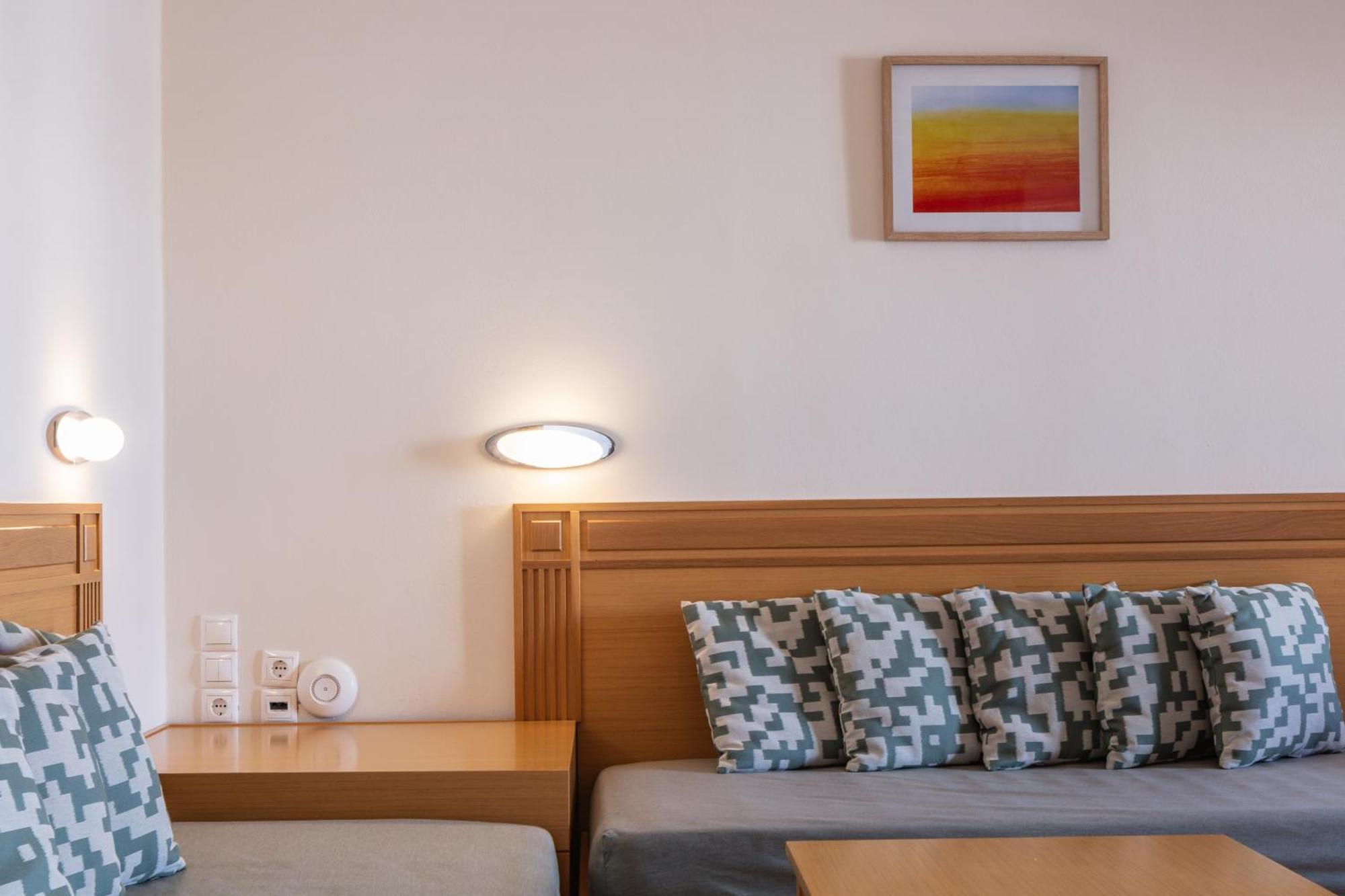 Aristea Hotel Ретимно Экстерьер фото